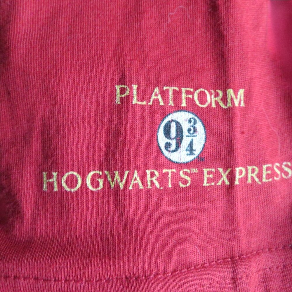 Wizarding World Harry Potter -9 3/4 Hogwarts Express - Red T-Shirt - 3XL - NWT - Picture 6 of 8